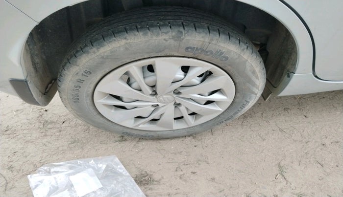 2022 Maruti Baleno SIGMA PETROL 1.2, Petrol, Manual, 31,398 km, tyre