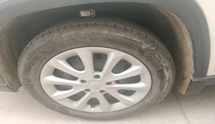 2024 Maruti Grand Vitara SIGMA SMART HYBRID, Petrol, Manual, 13,683 km, tyre