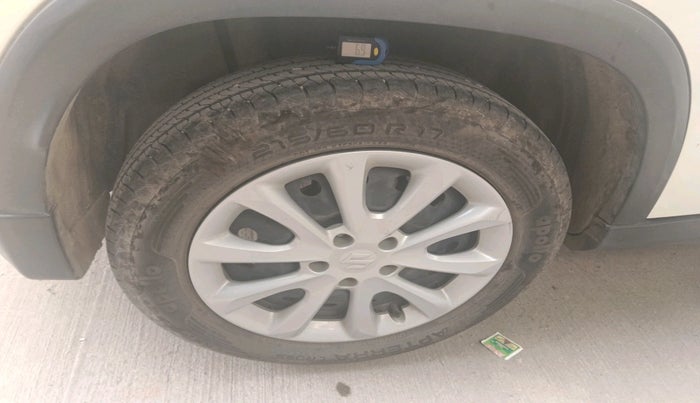 2024 Maruti Grand Vitara SIGMA SMART HYBRID, Petrol, Manual, 13,683 km, tyre