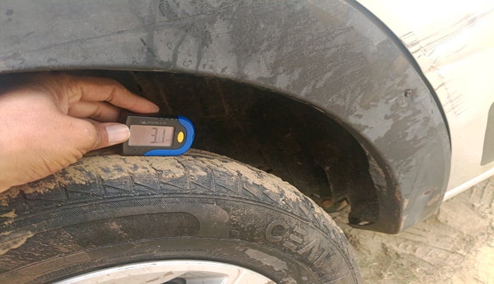 2019 Renault TRIBER RXZ, Petrol, Manual, 50,490 km, tyre