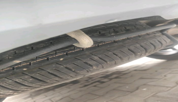 2023 Maruti Ertiga VXi (O), Petrol, Manual, 17,357 km, tyre