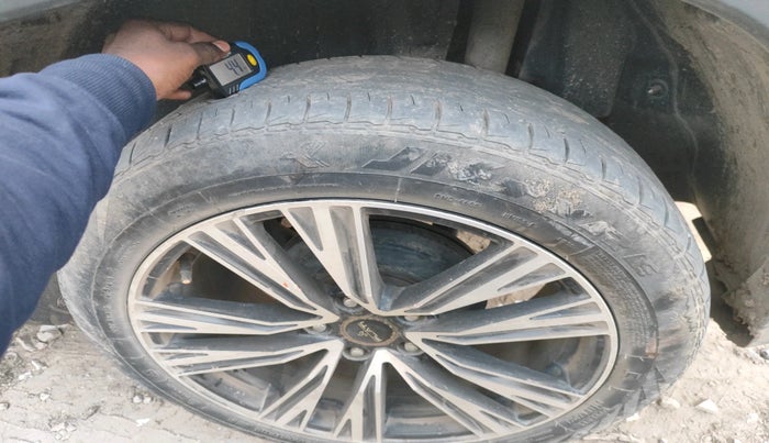 2023 Maruti BREZZA VXI S-CNG, Petrol, Manual, 43,498 km, tyre