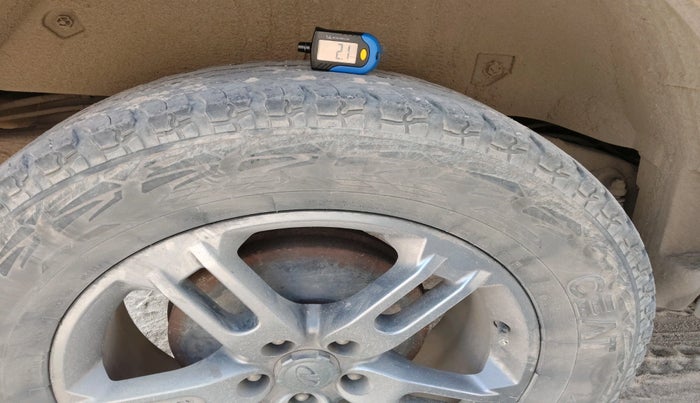 2021 Mahindra Thar LX D AT 4WD HT, Diesel, Automatic, 92,782 km, tyre