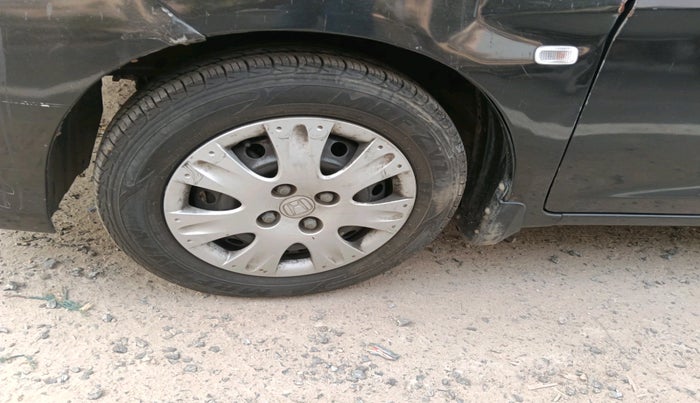 2017 Honda Amaze 1.2L I-VTEC S, Petrol, Manual, 39,910 km, tyre