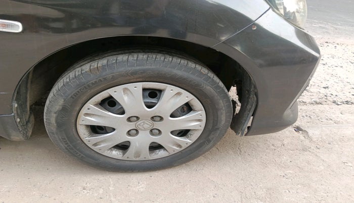 2017 Honda Amaze 1.2L I-VTEC S, Petrol, Manual, 39,910 km, tyre