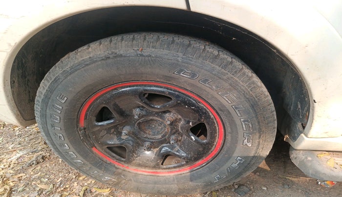 2012 Tata Aria PURE 4X2, Diesel, Manual, 60,444 km, tyre