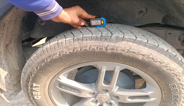 2023 Mahindra Thar LX HT PETROL 4WD MT, Petrol, Manual, 25,065 km, tyre