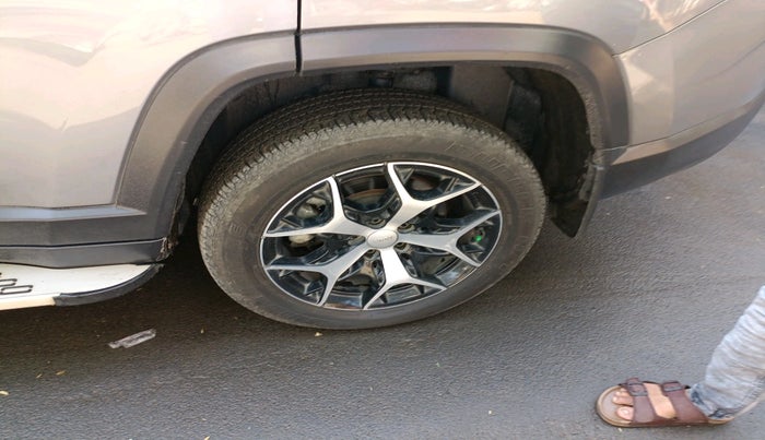 2022 Jeep MERIDIAN LIMITED (O) 4X4 AT, Diesel, Automatic, 52,680 km, tyre