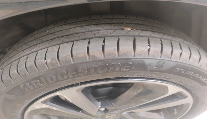 2023 Tata ALTROZ  XZ PLUS (S) DARK EDITION , Diesel, Manual, 63,865 km, tyre