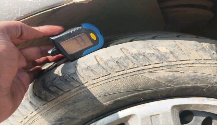 2013 Chevrolet Enjoy 1.3 LT 7 STR, Diesel, Manual, 1,13,248 km, tyre