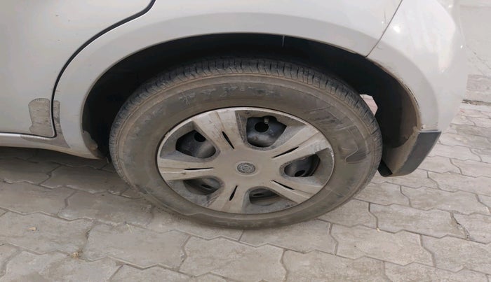 2012 Maruti Ritz VXI, Petrol, Manual, 51,204 km, tyre