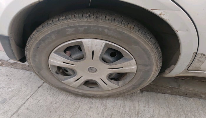 2012 Maruti Ritz VXI, Petrol, Manual, 51,204 km, tyre