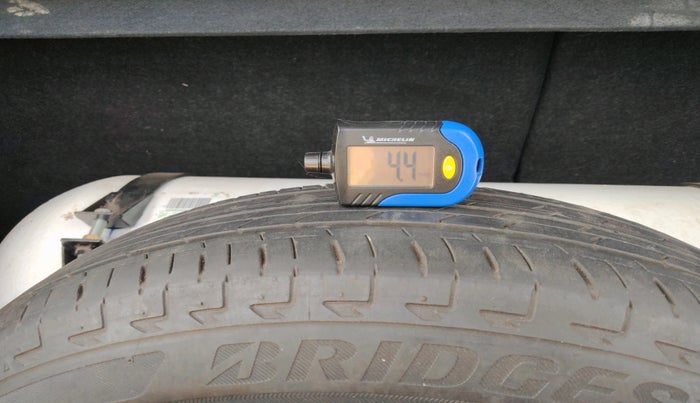 2022 Maruti Celerio VXI CNG, CNG, Manual, 47,699 km, tyre