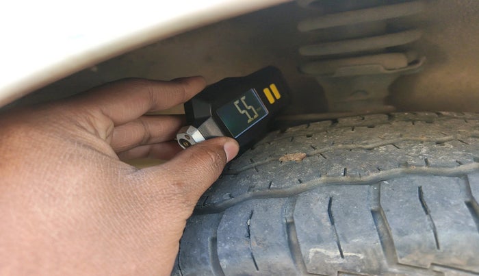 2025 Maruti Eeco 5 Str Ac CNG (O) , Petrol, Manual, 23,921 km, tyre