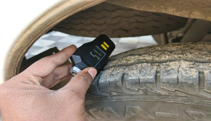 2025 Maruti Eeco 5 Str Ac CNG (O) , Petrol, Manual, 23,921 km, tyre