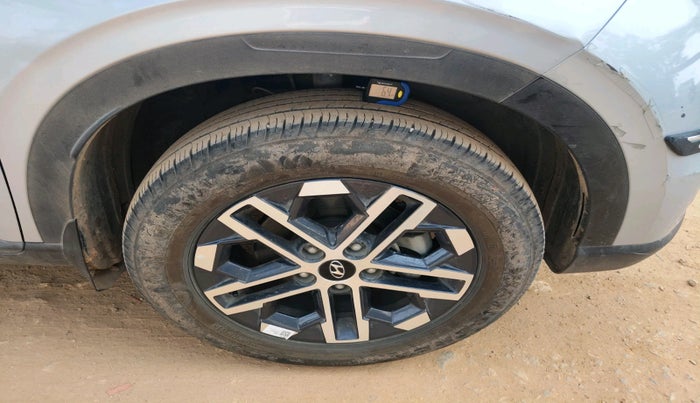 2024 Hyundai VENUE SX (O) 1.0 TURBO DCT, Petrol, Automatic, 11,686 km, tyre