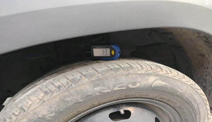 2019 Renault Kwid RXL, Petrol, Manual, 49,524 km, tyre