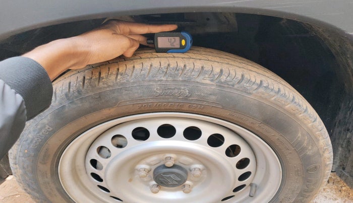 2022 Maruti Vitara Brezza LXI, Petrol, Manual, 18,706 km, tyre