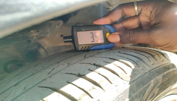 2019 Honda Amaze 1.2L I-VTEC V, Petrol, Manual, 67,115 km, tyre