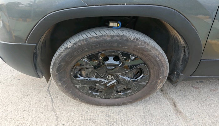 2025 Tata PUNCH ADVENTURE MT, Petrol, Manual, 2,348 km, tyre