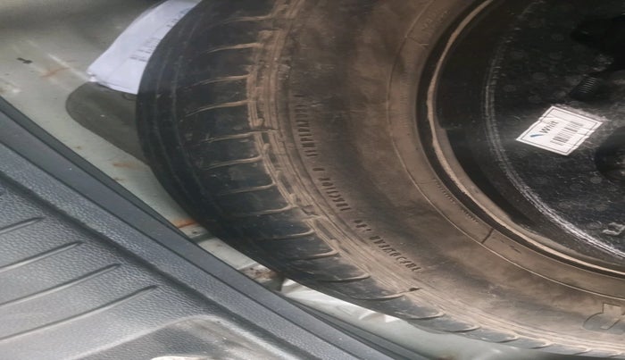 2018 Hyundai Creta SX 1.6 DIESEL, Diesel, Manual, 1,16,586 km, tyre