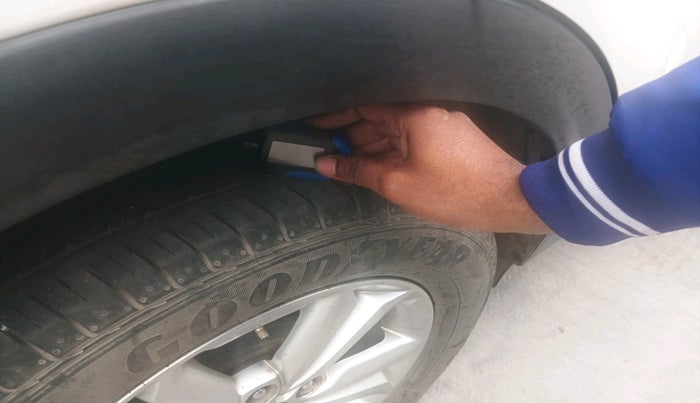 2018 Hyundai Creta SX 1.6 DIESEL, Diesel, Manual, 1,16,586 km, tyre