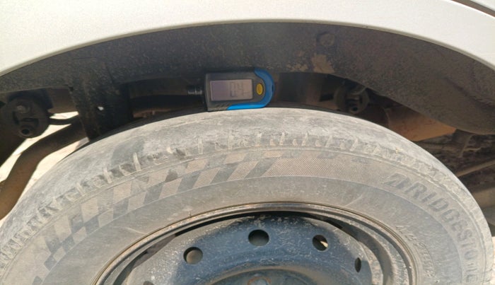 2012 Maruti Alto 800 LXI, Petrol, Manual, 98,923 km, tyre