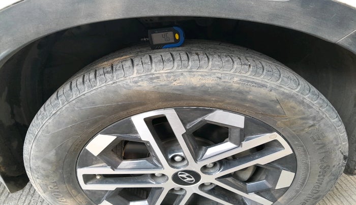 2022 Hyundai VENUE SX 1.0 (O) TURBO IMT, Petrol, Manual, 23,099 km, tyre