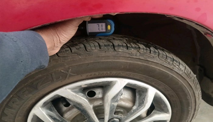 2017 Maruti Alto 800 LXI, Petrol, Manual, 25,648 km, tyre