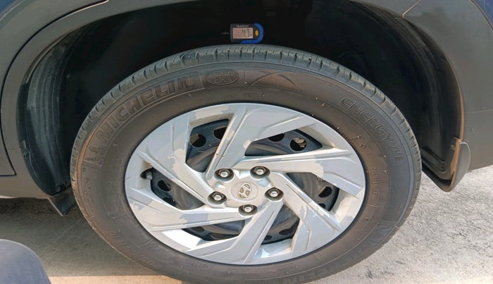 2022 Hyundai Creta EX 1.5 DIESEL, Diesel, Manual, 1,31,968 km, tyre