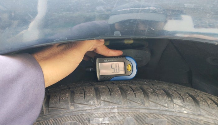 2022 Hyundai GRAND I10 NIOS SPORTZ AMT 1.2 KAPPA VTVT, Petrol, Automatic, 22,701 km, tyre