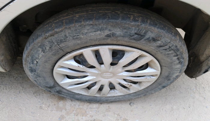 2019 Maruti Dzire VDI, Diesel, Manual, 1,09,655 km, tyre