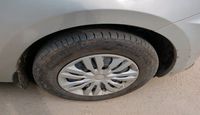 2019 Maruti Dzire VDI, Diesel, Manual, 1,09,655 km, tyre