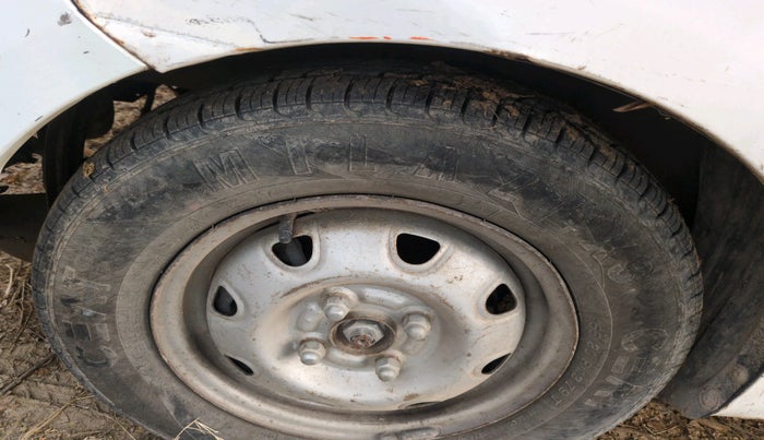 2015 Hyundai i10 ERA 1.1, Petrol, Manual, 54,839 km, tyre