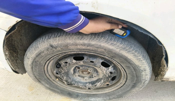 2012 Skoda Fabia ACTIVE 1.2 TDI, Diesel, Manual, 1,32,489 km, tyre