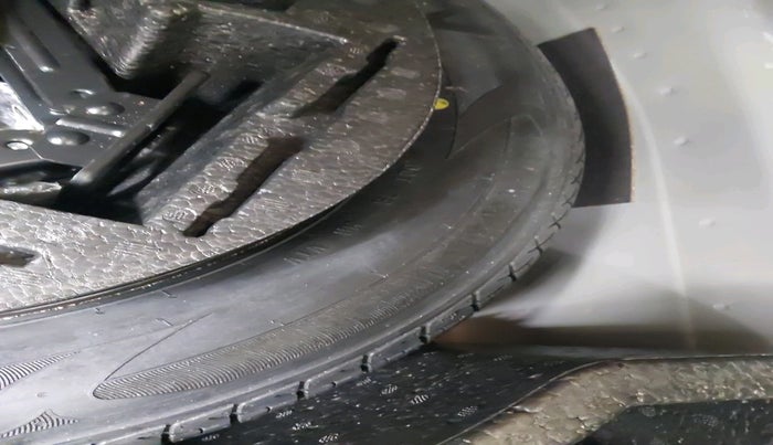 2019 Skoda Rapid AMBITION 1.6 MPI MT, Petrol, Manual, 57,391 km, tyre