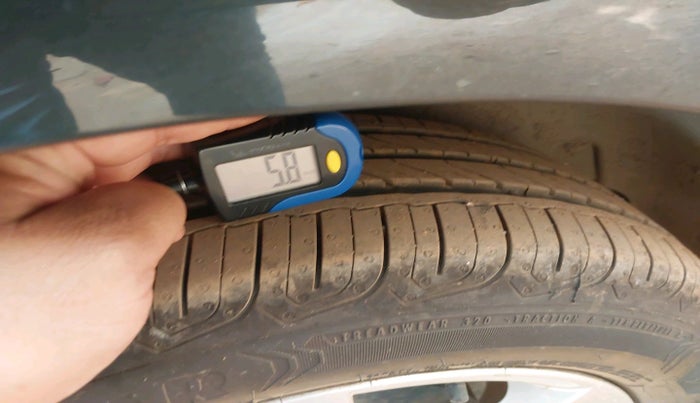 2019 Skoda Rapid AMBITION 1.6 MPI MT, Petrol, Manual, 57,391 km, tyre