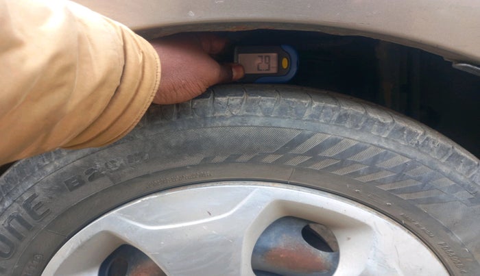 2019 Tata TIGOR XM (O) PETROL, Petrol, Manual, 1,41,559 km, tyre