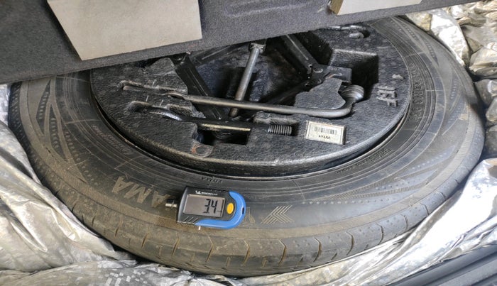 2018 Hyundai Creta SX PLUS 1.6 PETROL, Petrol, Manual, 39,725 km, tyre