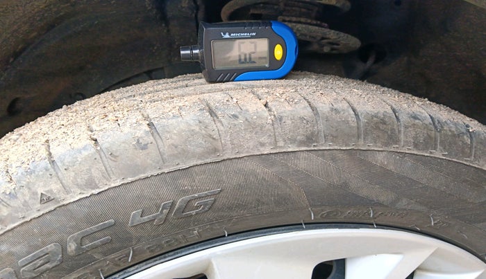 2024 Toyota Glanza E, Petrol, Manual, 40,952 km, tyre