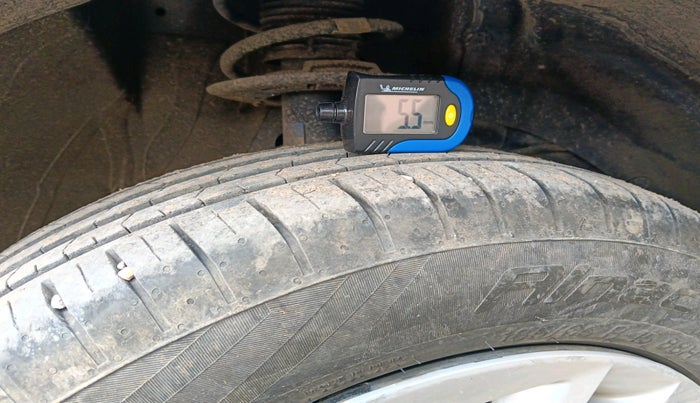 2024 Toyota Glanza E, Petrol, Manual, 40,952 km, tyre