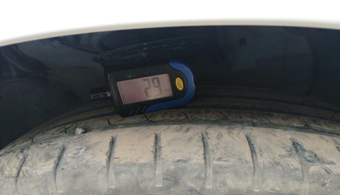 2015 Hyundai Elite i20 SPORTZ 1.4 (O) CRDI, Diesel, Manual, 83,201 km, tyre