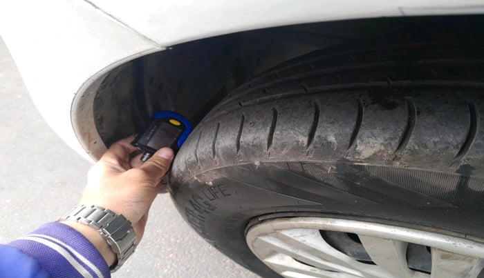 2013 Maruti Swift VDI, Diesel, Manual, 92,971 km, tyre