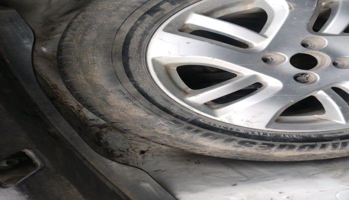 2013 Maruti Swift Dzire ZDI, Diesel, Manual, 1,85,829 km, tyre