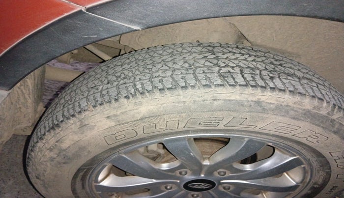 2017 Mahindra XUV500 W10 AT, Diesel, Automatic, 48,324 km, tyre