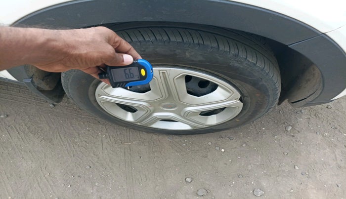 2023 Tata NEXON XM SUNROOF PETROL, Petrol, Manual, 52,470 km, tyre