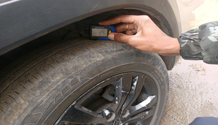 2017 Maruti Vitara Brezza ZDI PLUS, Diesel, Manual, 1,15,440 km, tyre