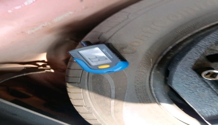 2011 Skoda Fabia AMBIENTE 1.2 MPI, Petrol, Manual, 58,991 km, tyre