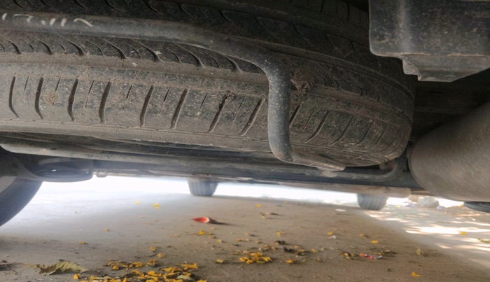 2016 Maruti Ertiga ZXI+, Petrol, Manual, 54,728 km, tyre