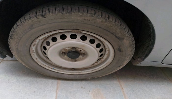 2019 Maruti Baleno SIGMA PETROL 1.2, Petrol, Manual, 2,19,525 km, tyre